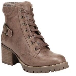 Carlos by Carlos Santana Gibson Bootie, Tan, Size 6, New in Box